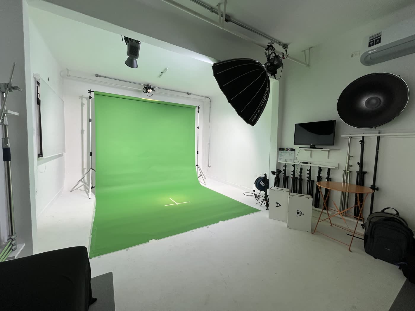 Chroma key verde montado no estúdio